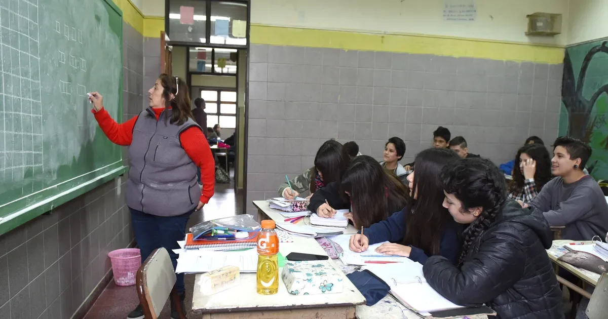 Apoyo escolar renovado: más oportunidades para estudiantes de secundaria en La Plata