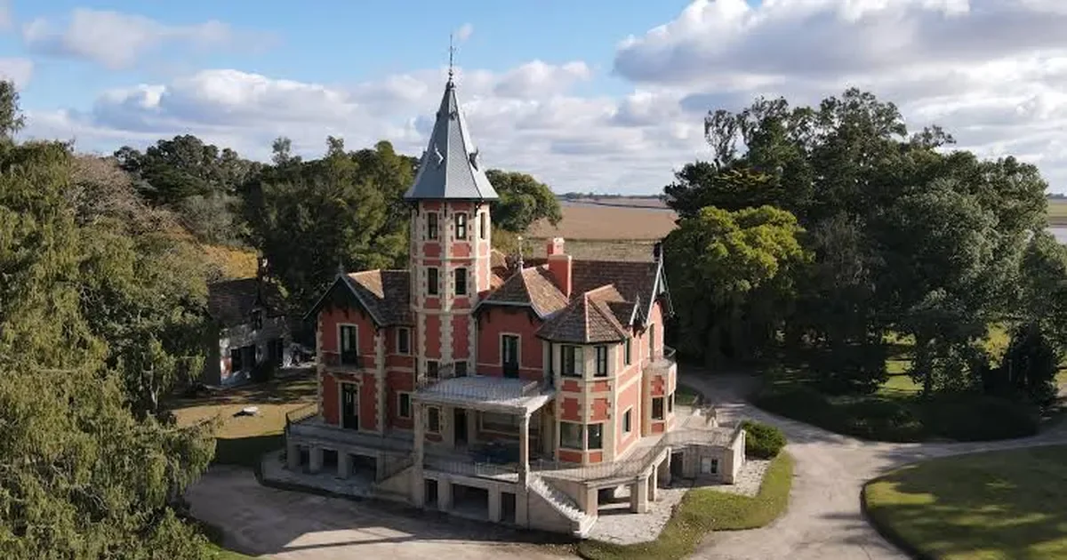 Descubren el Castillo de la Ruta 2: un tesoro turístico para estas vacaciones de invierno