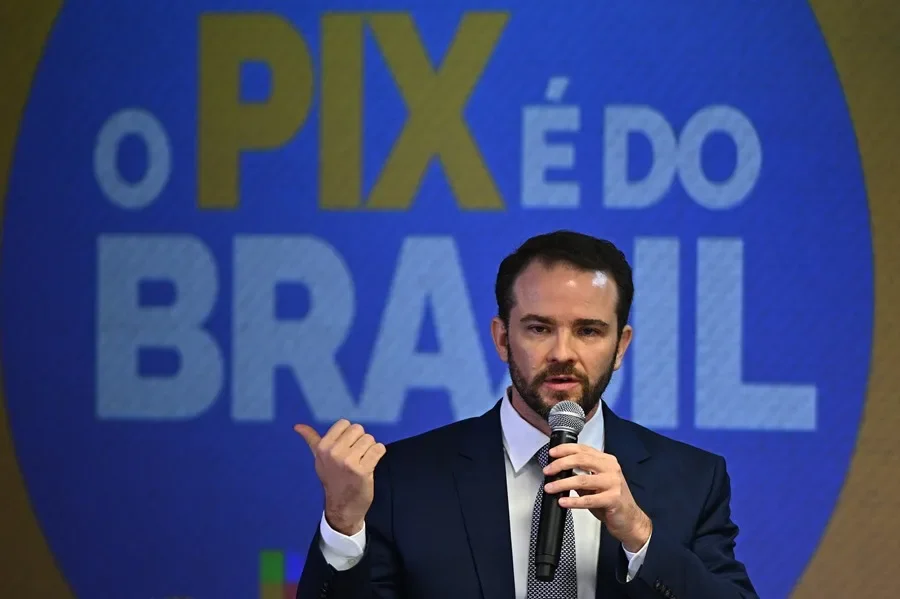 El ministro de Hacienda de Brasil llama «payaso» a Milei y cuestiona la economía argentina - EFE - Agencia de noticias