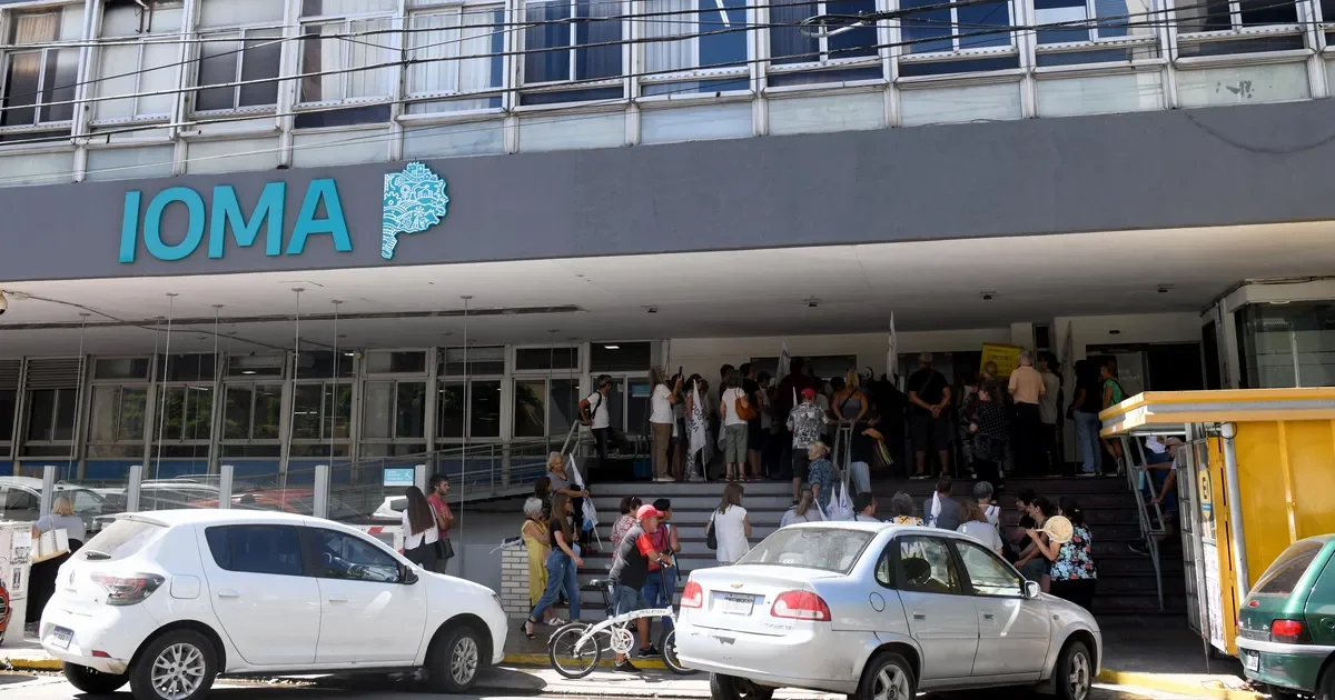 La Libertad Avanza presiona a IOMA por millonarias deudas que afectan a afiliados en La Plata