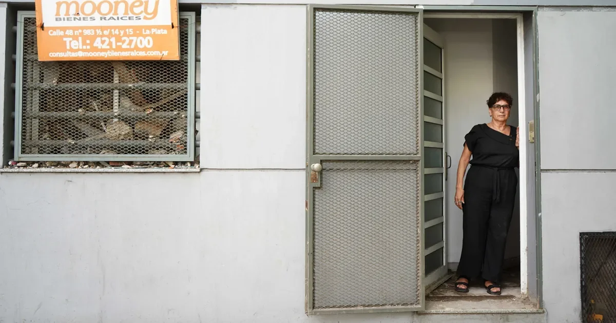 La lucha de una mujer en Ensenada tras perder su hogar en el incendio de Aloise