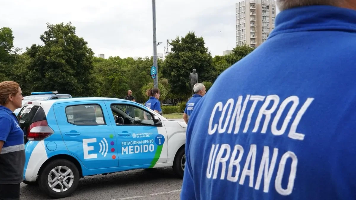 La Plata avanza en control del tránsito: el auto caza-infractores ya está en las calles