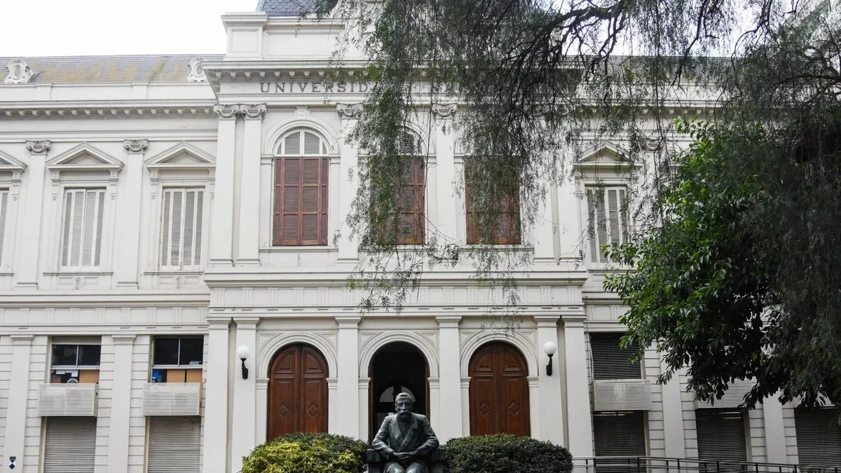 La UNLP recibe más fondos, pero la inflación pone en jaque su presupuesto