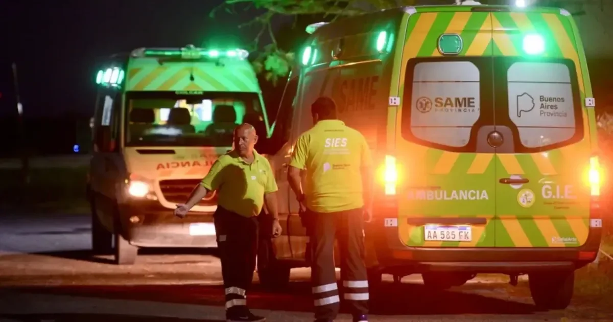 Milagroso rescate: conductor sobrevive a vuelco en zanja en Ruta 2