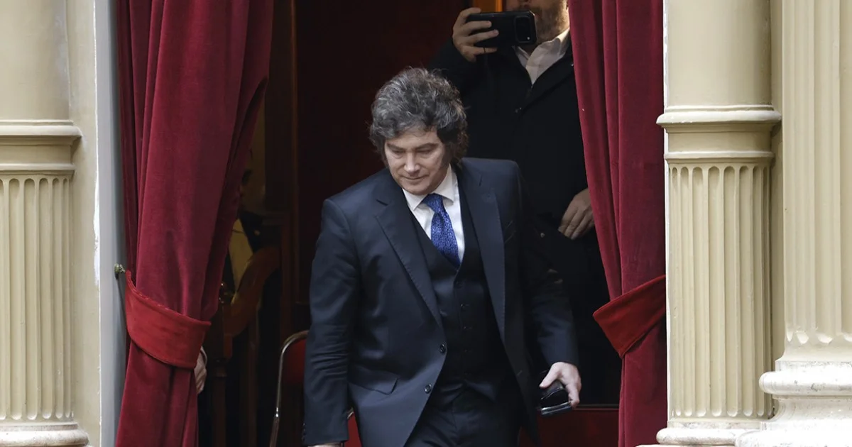 Milei reafirma su confianza en Adorni y lanza dura advertencia al Senado