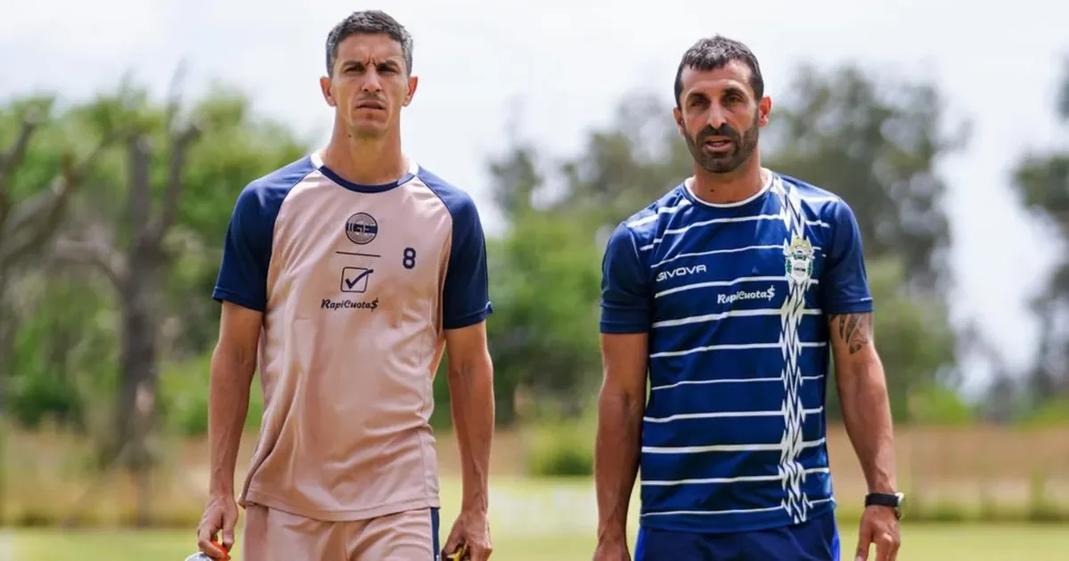 Nacho Fernández se erige como figura clave en el retorno de Gimnasia bajo la mirada de Zaniratto