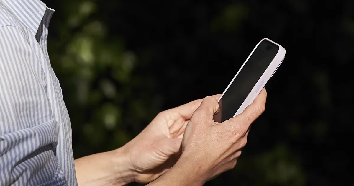Vecinos de La Plata alertan sobre estafa telefónica que roba datos bancarios