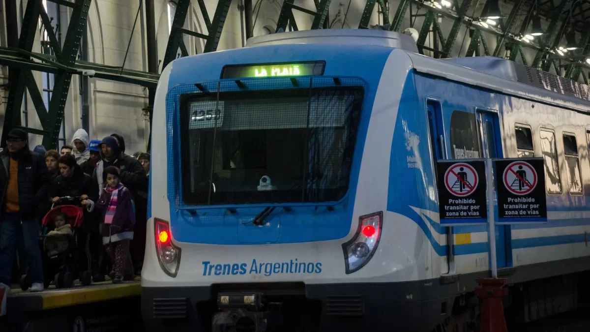 Vecinos de La Plata deberán buscar alternativas de transporte por el corte del Tren Roca este domingo